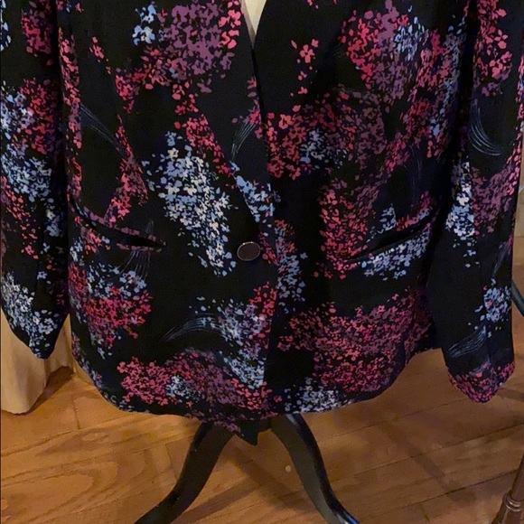 Women’s floral blazer - Picture 3 of 4